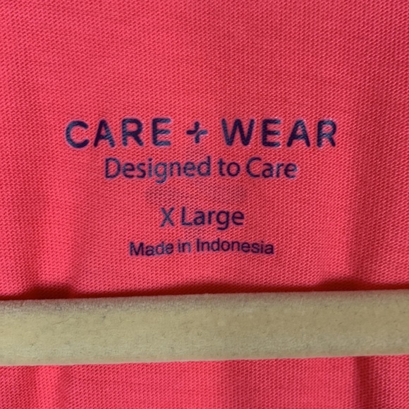 Care + Wear coral colored 3/4 length sleeves with zippers on each side size XL - Picture 5 of 6